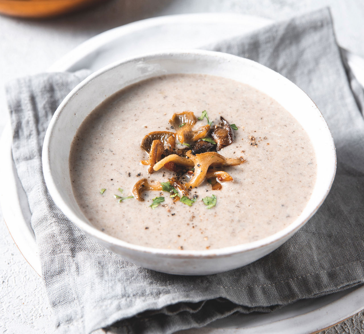 A bowl of creamy mushroom soup